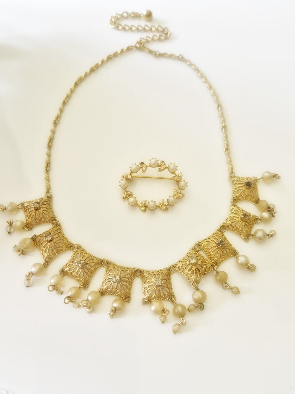 Vintage Gold Tone and Faux Pearl Necklace and Brooch Lot
